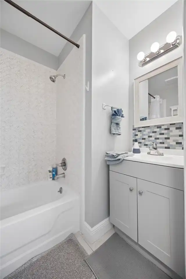 Listing Photo 23