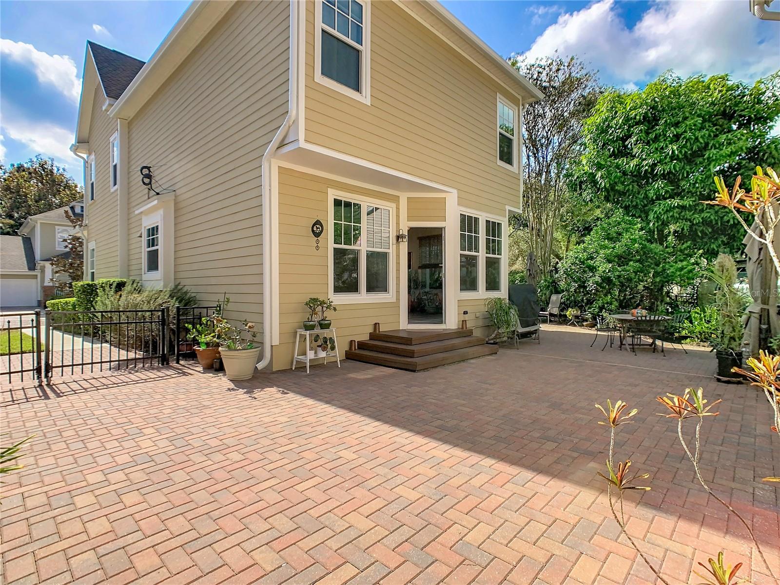 Listing Photo 15