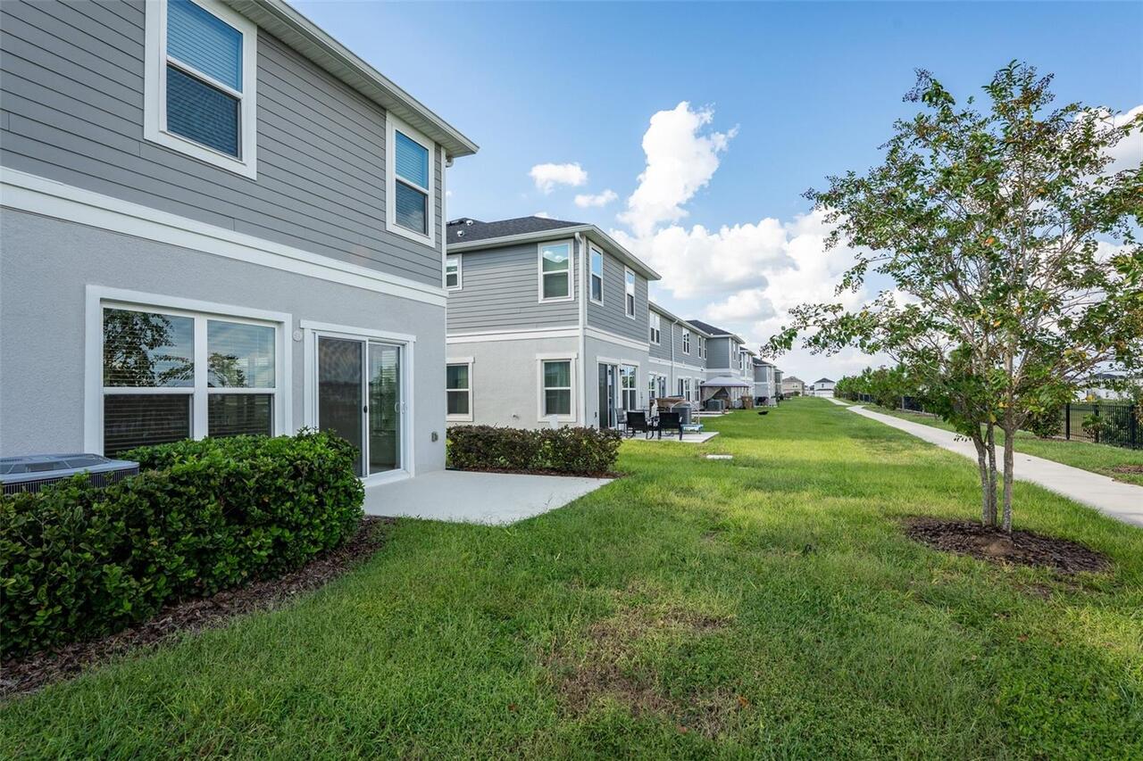 Listing Photo 10