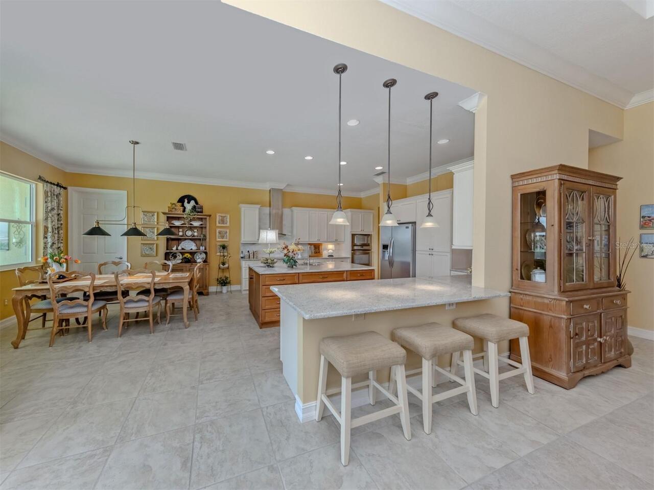 Listing Photo 16