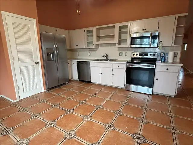 Listing Photo 13