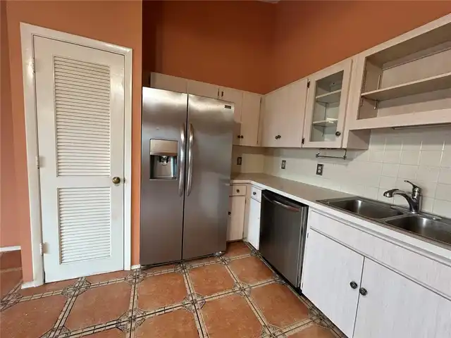 Listing Photo 15