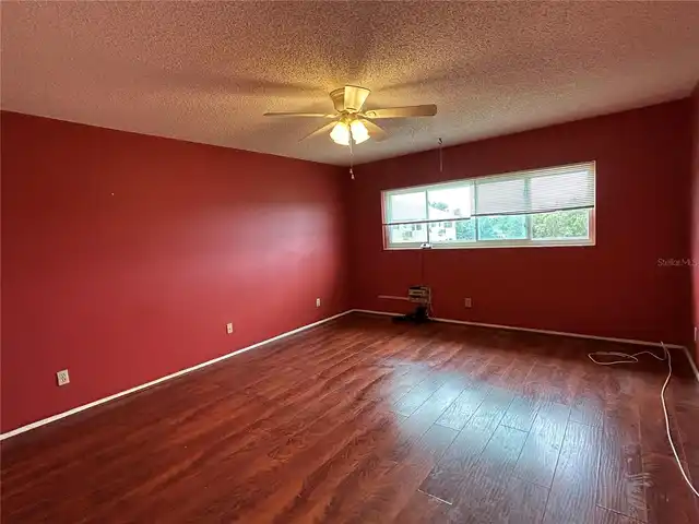 Listing Photo 20