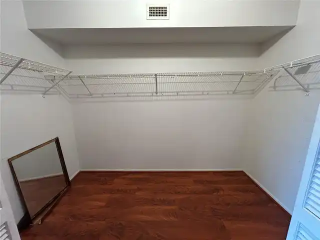 Listing Photo 24