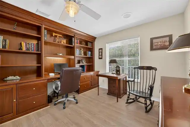 Listing Photo 19
