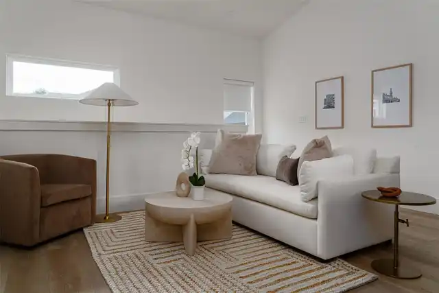Listing Photo 6