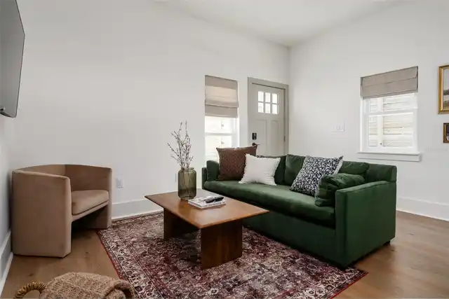 Listing Photo 16