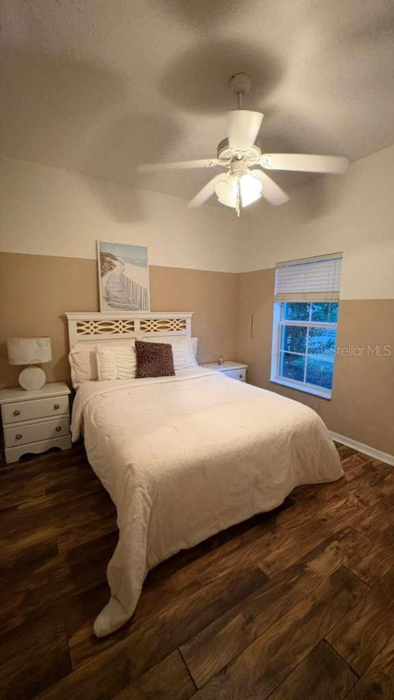 Listing Photo 10