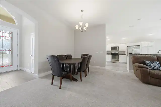 Listing Photo 14