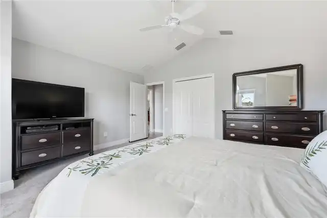 Listing Photo 34