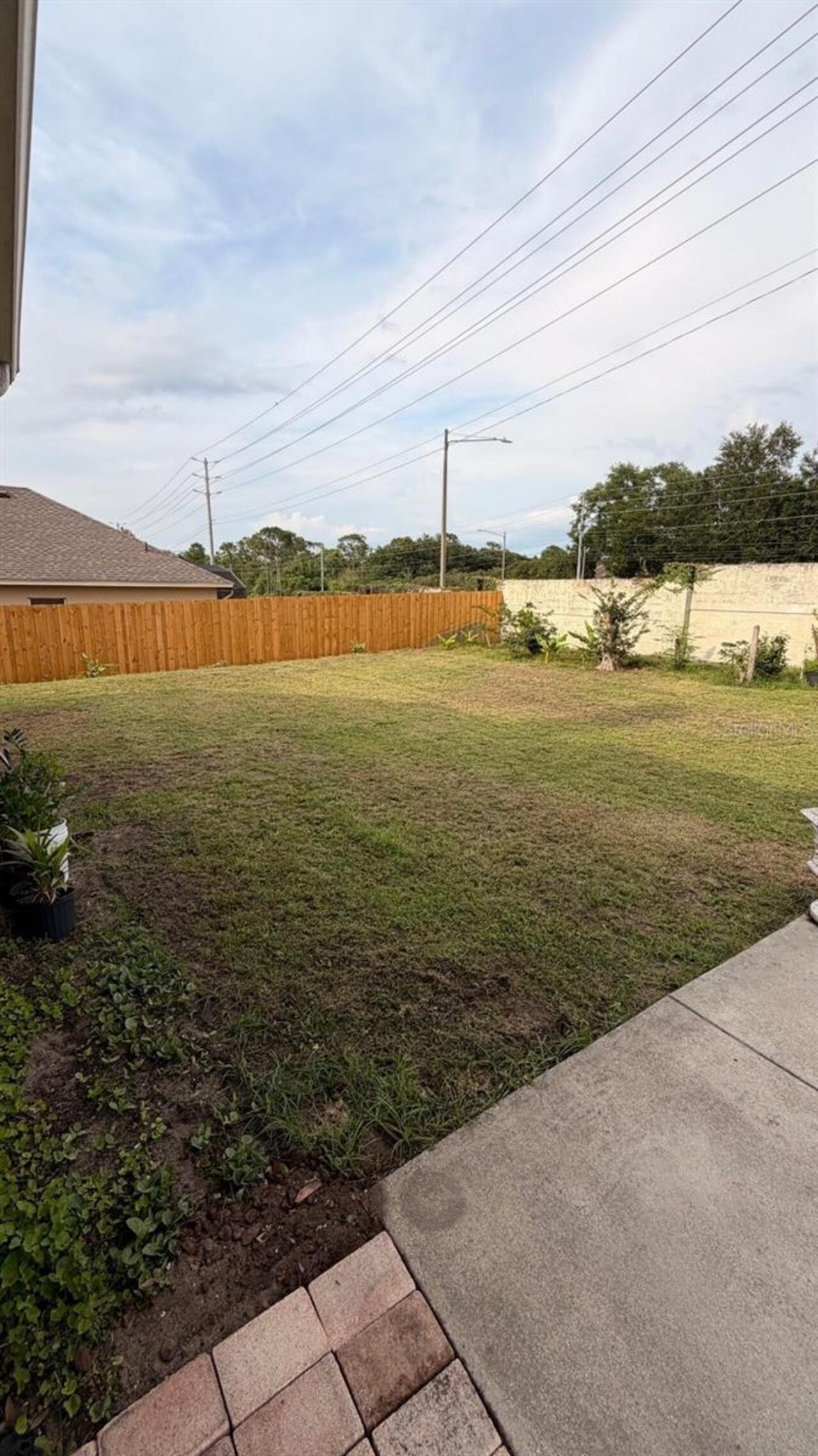 Listing Photo 10