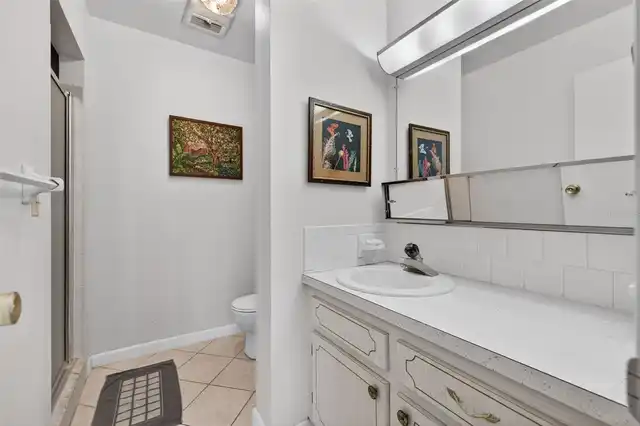 Listing Photo 10