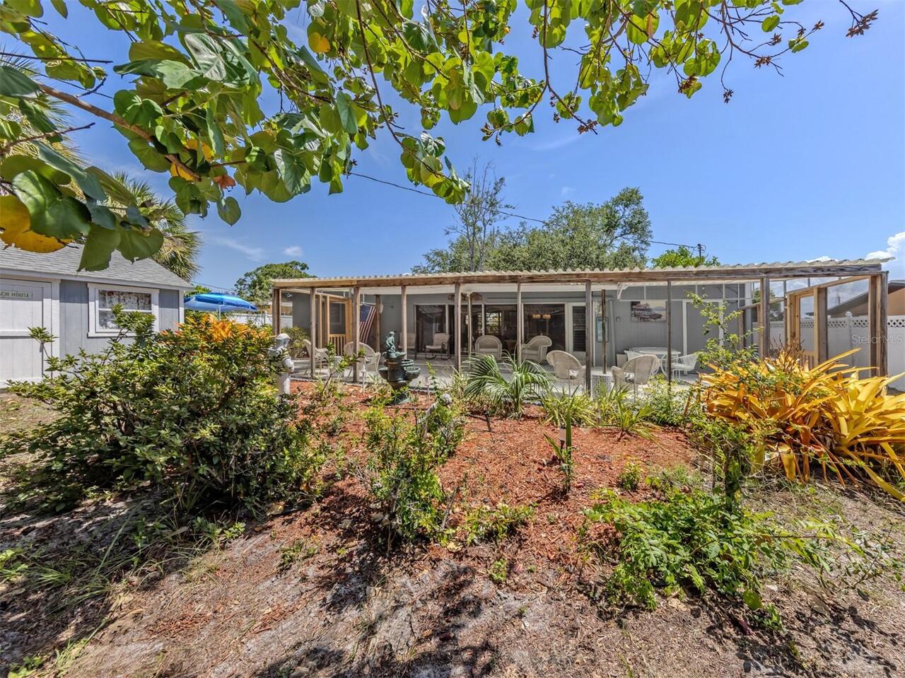Listing Photo 11