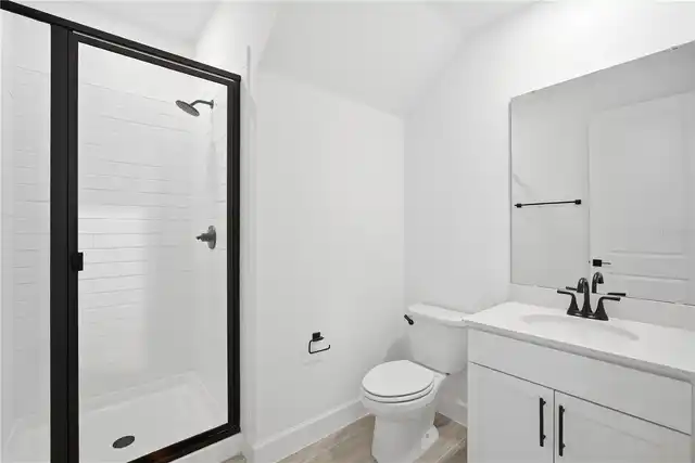 Listing Photo 6
