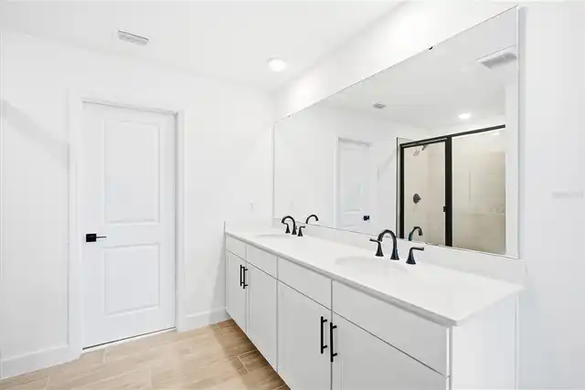 Listing Photo 24