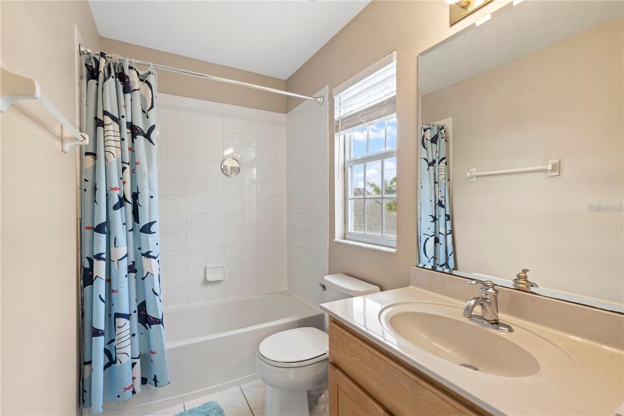 Listing Photo 17