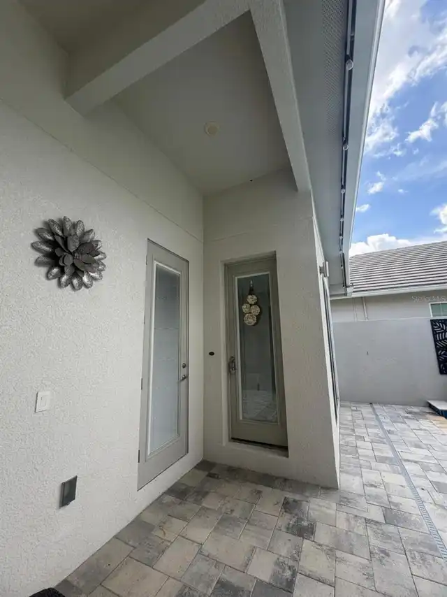 Listing Photo 11