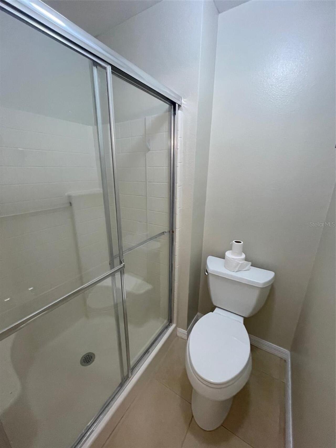 Listing Photo 11