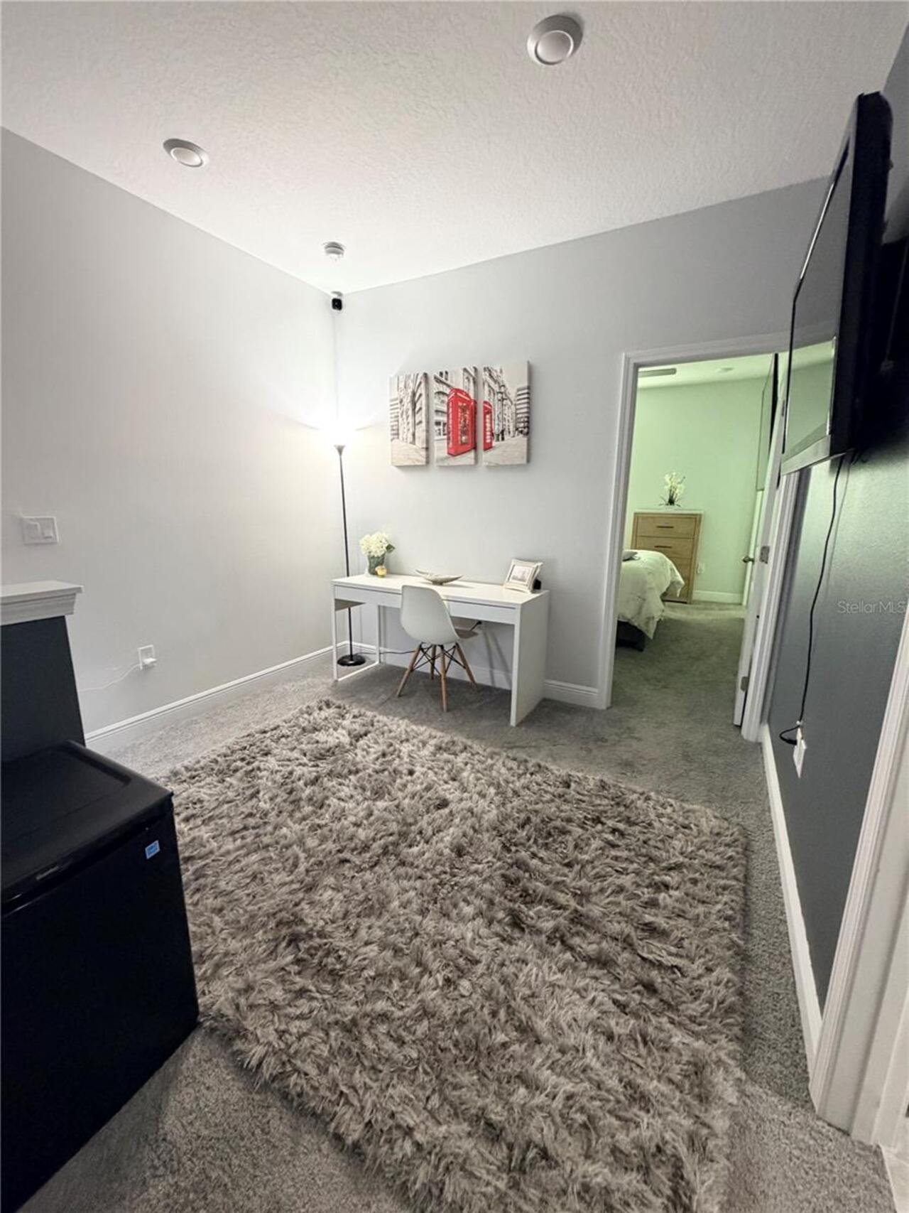 Listing Photo 17