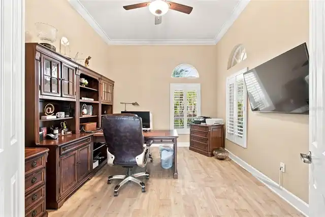 Listing Photo 29