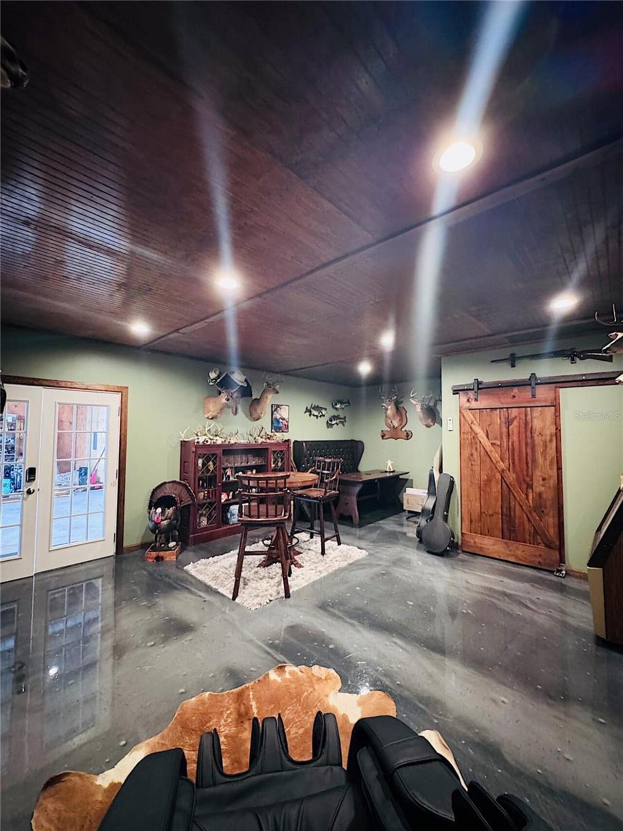Listing Photo 10