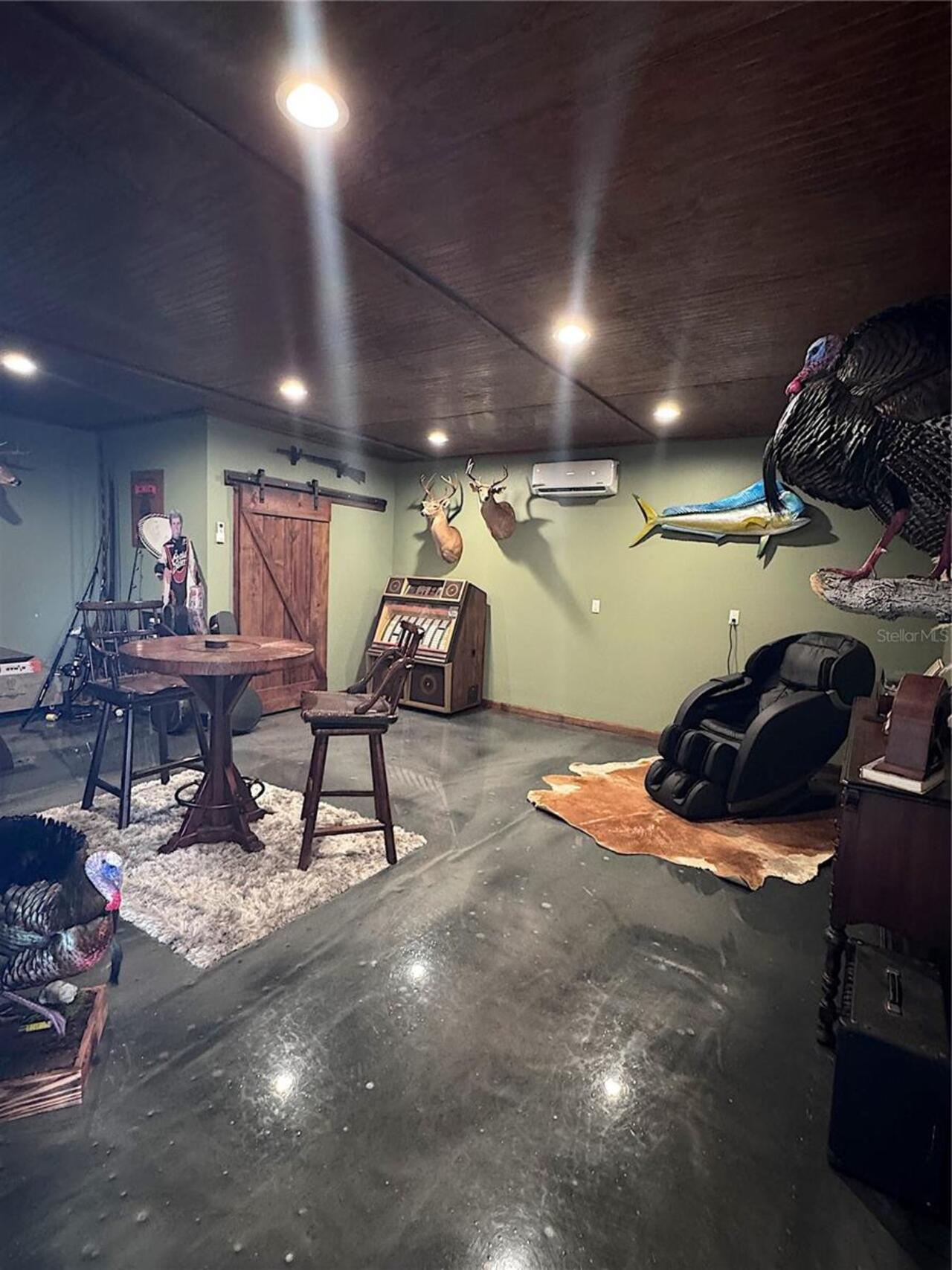 Listing Photo 11