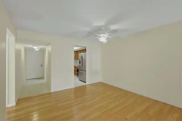 Listing Photo 7