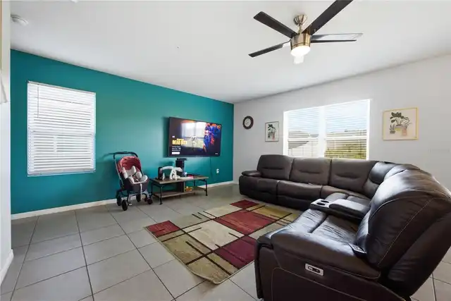 Listing Photo 9