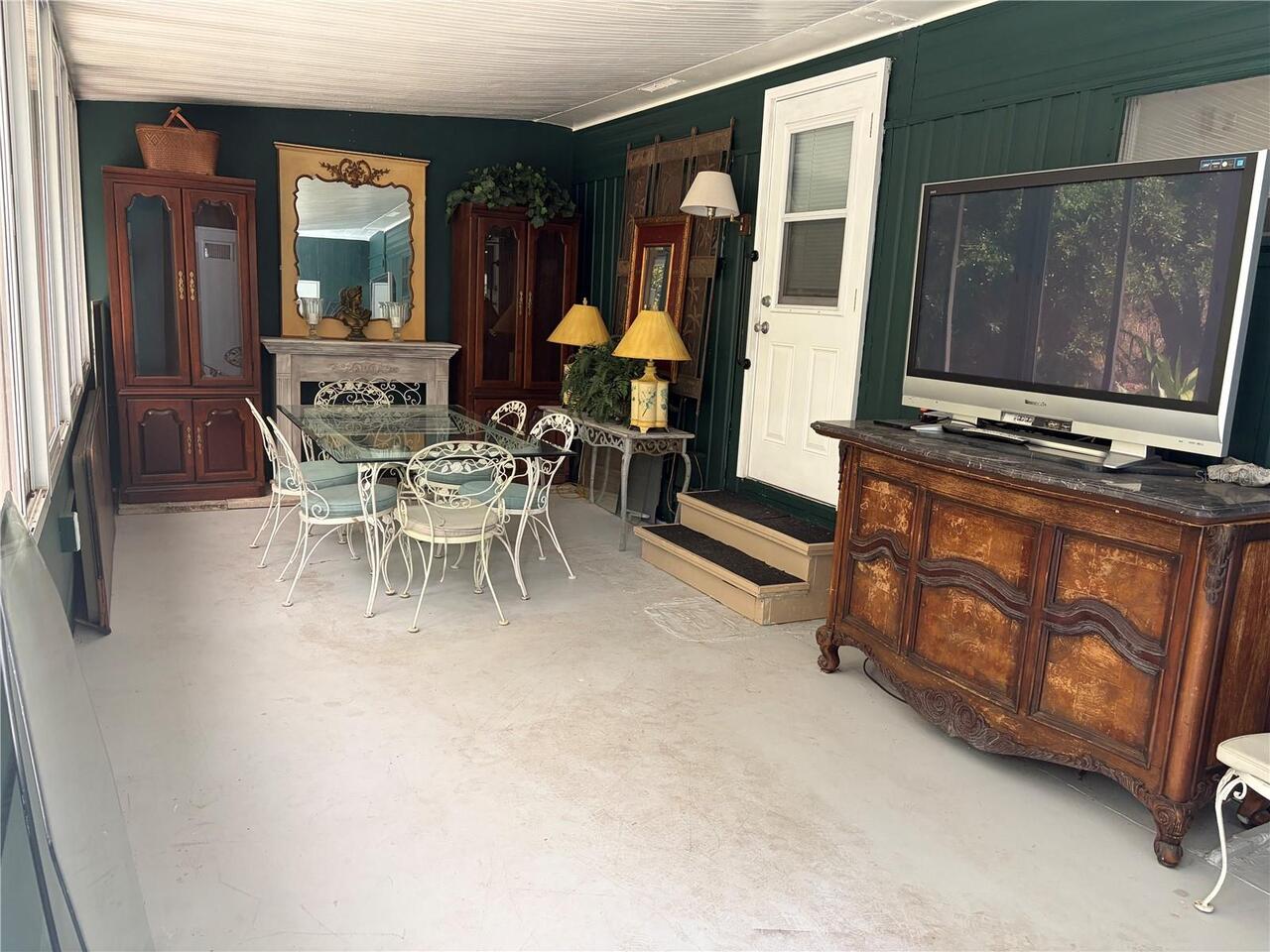 Listing Photo 37