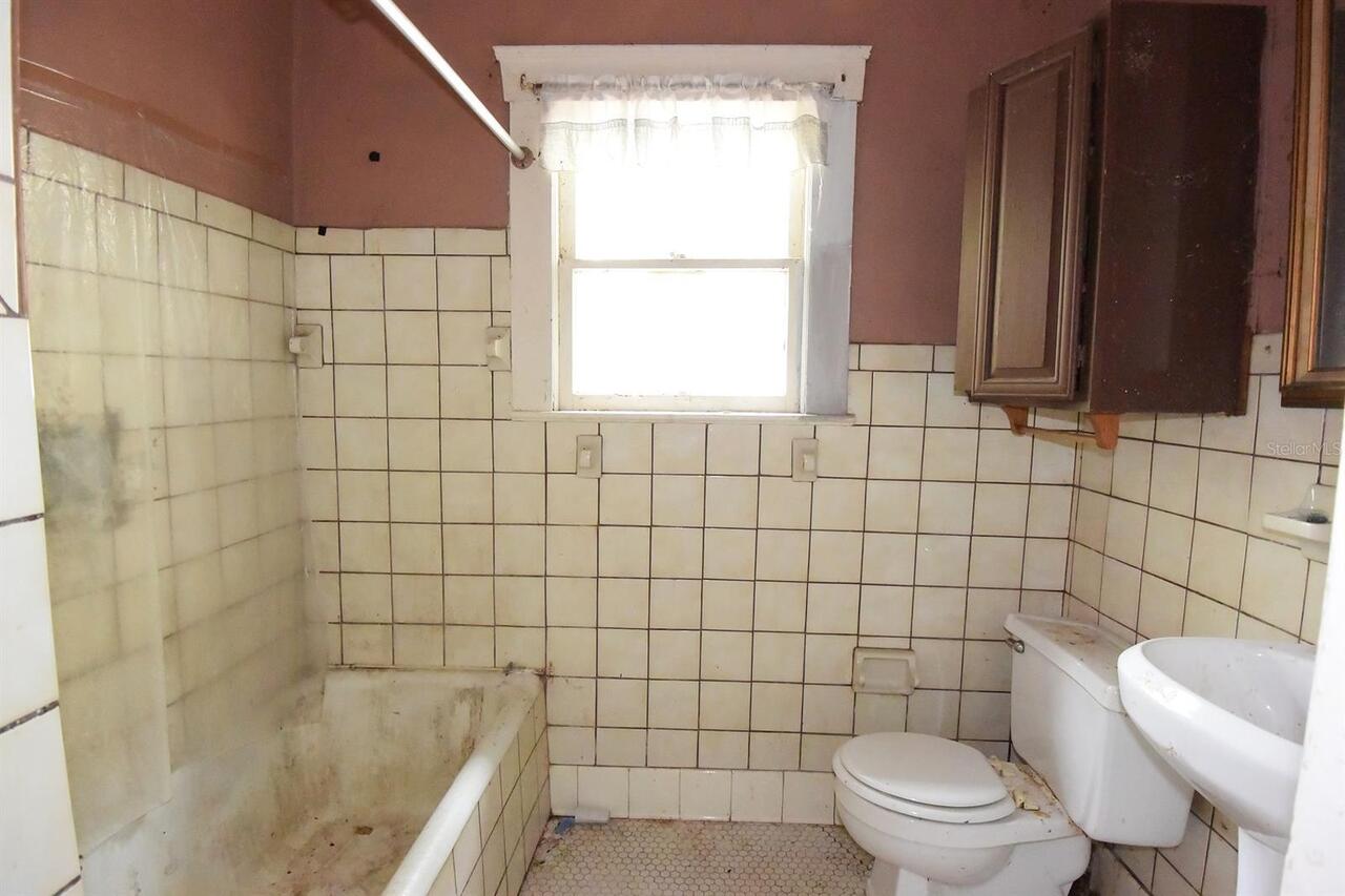 Listing Photo 18