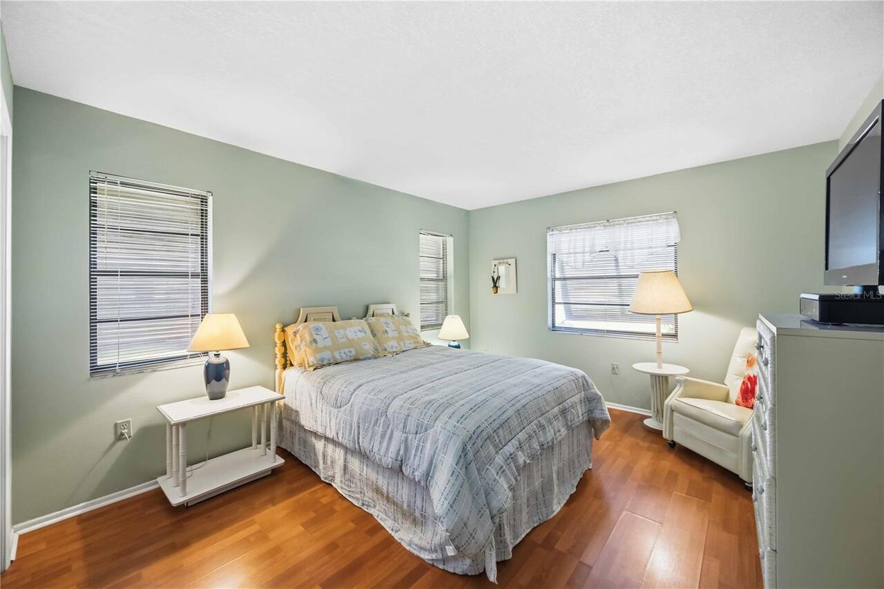 Listing Photo 25