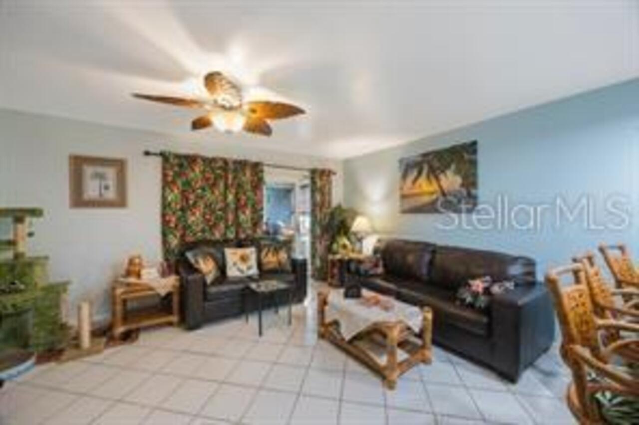 Listing Photo 10