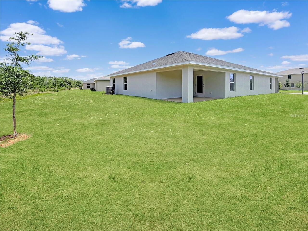 Listing Photo 12