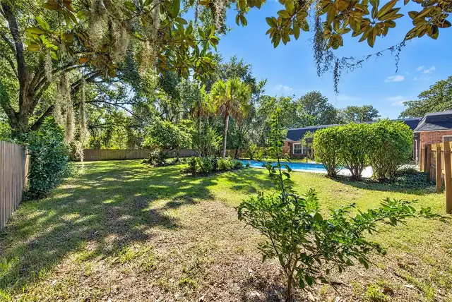 Listing Photo 15