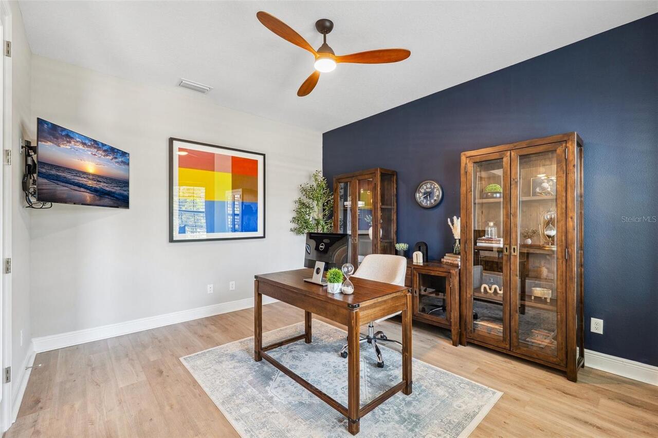 Listing Photo 9