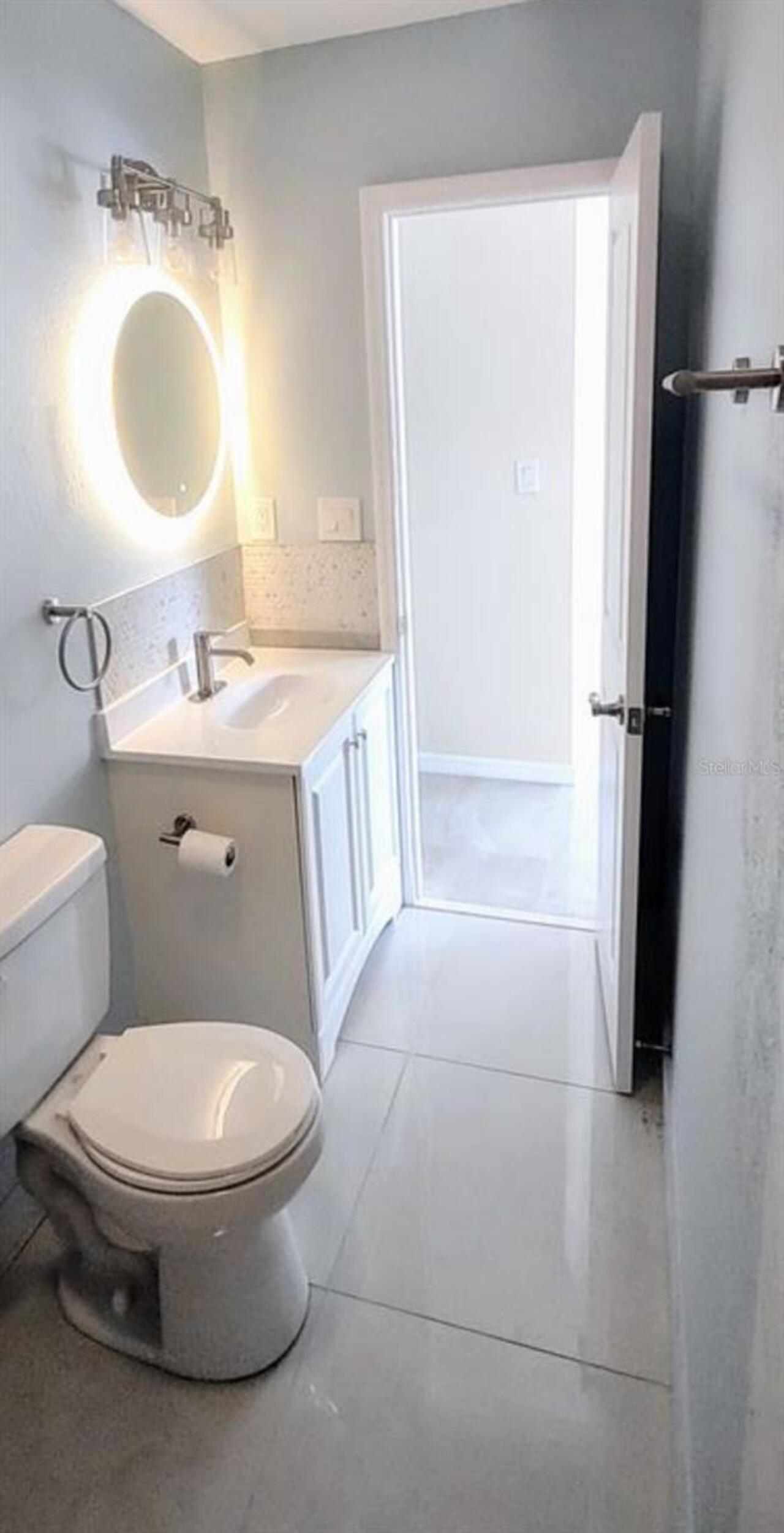 Listing Photo 10