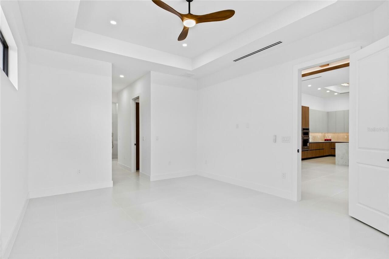 Listing Photo 35