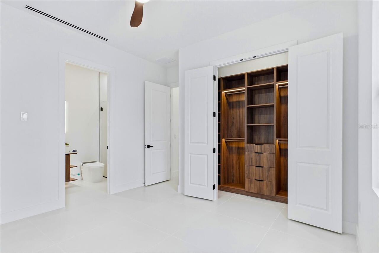 Listing Photo 43
