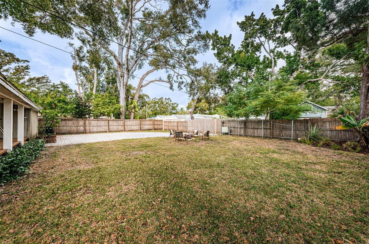 Listing Photo 6