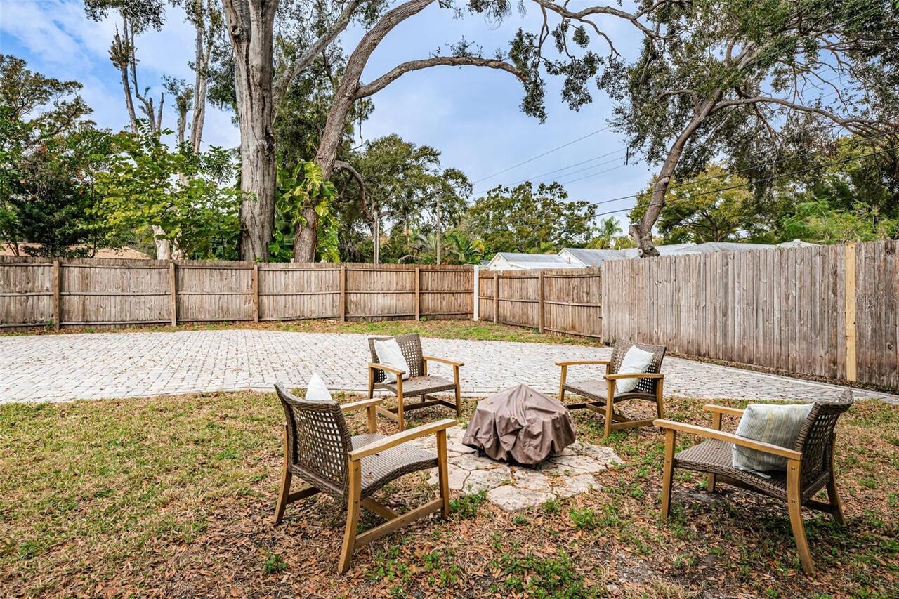Listing Photo 7