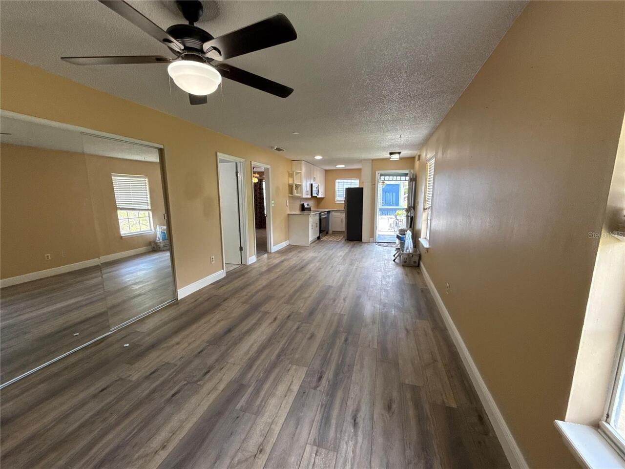 Listing Photo 15