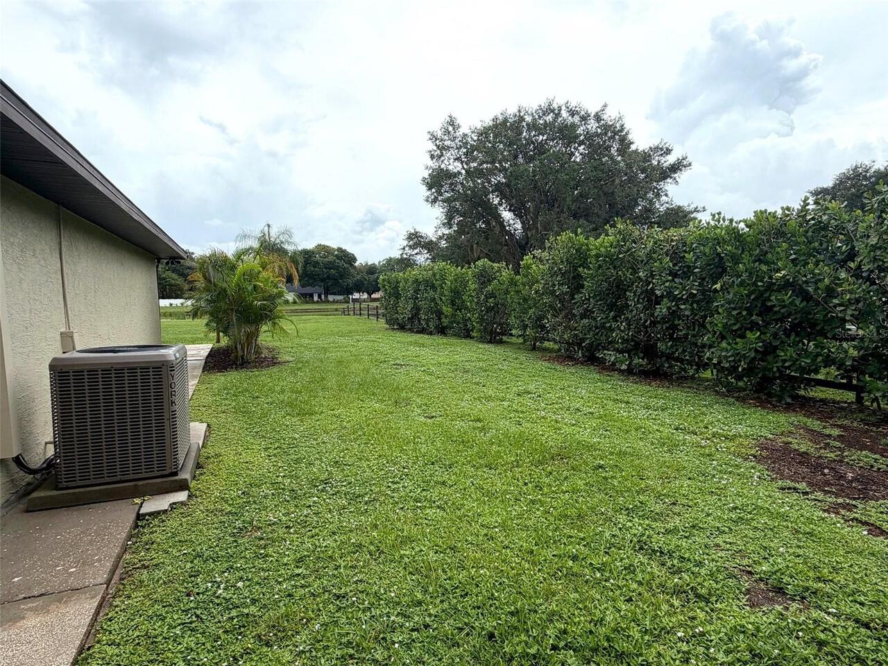 Listing Photo 9