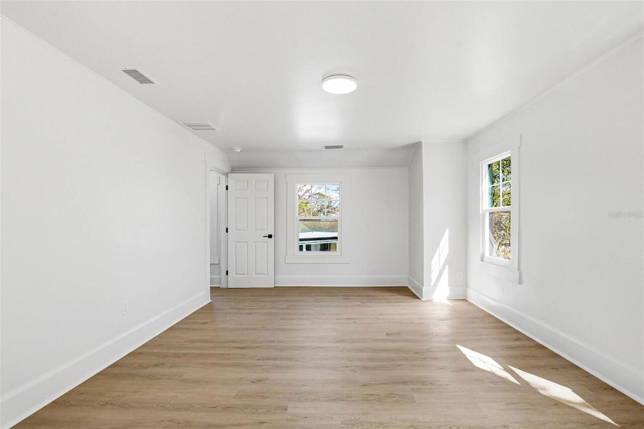 Listing Photo 42
