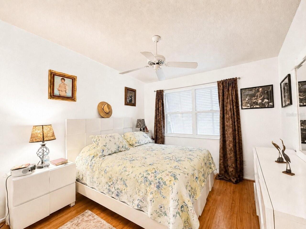 Listing Photo 18