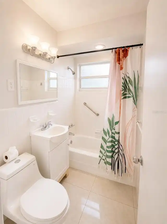 Listing Photo 17