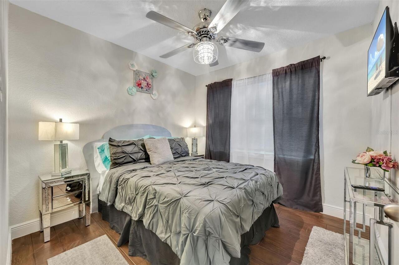 Listing Photo 17