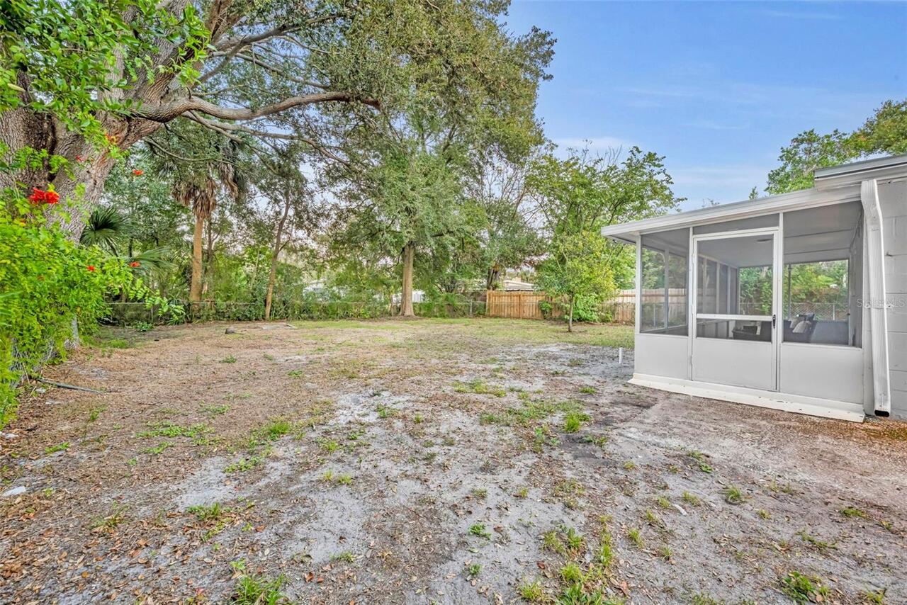 Listing Photo 23