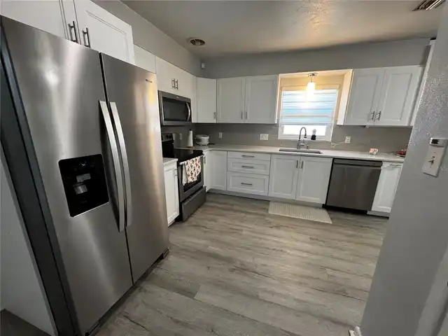 Listing Photo 15