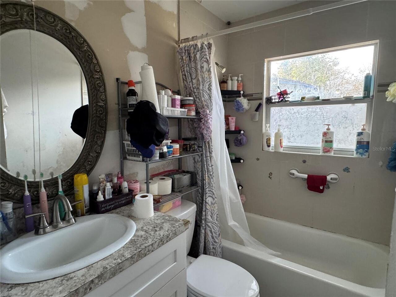 Listing Photo 12