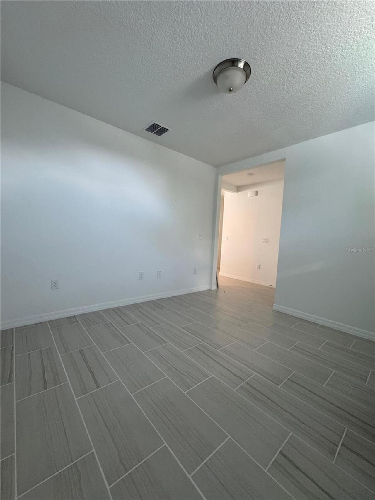 Listing Photo 26